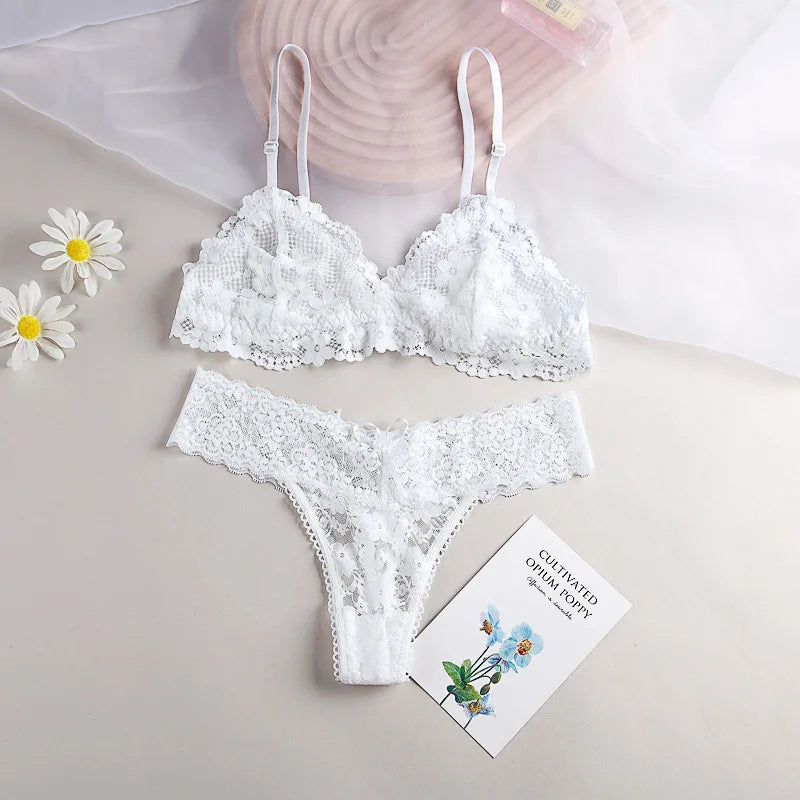Women Lace Bra And Panties Set Wireless Bralette Low Waist Thongs Sexy